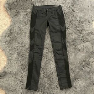 rag & bone Low Rise Black Skinny Jean with Stitching Design